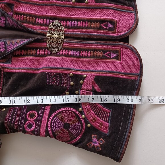 Peter Nygard Velvet Embroidered Vintage Jacket - Picture 16 of 16